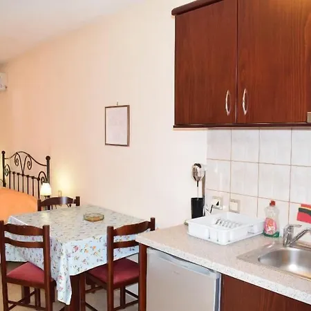 شقة فندقية Sossinola 3*